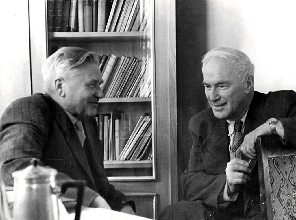 Academicians of the Acedemy of Medical Scienses of the USSR A. Letavet and L. Khotsyanov.